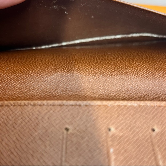 Authentic Louis Vuitton check,cash,card monogram canvas wallet Unisex - Picture 8 of 10